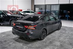 نيسان ماكسيما